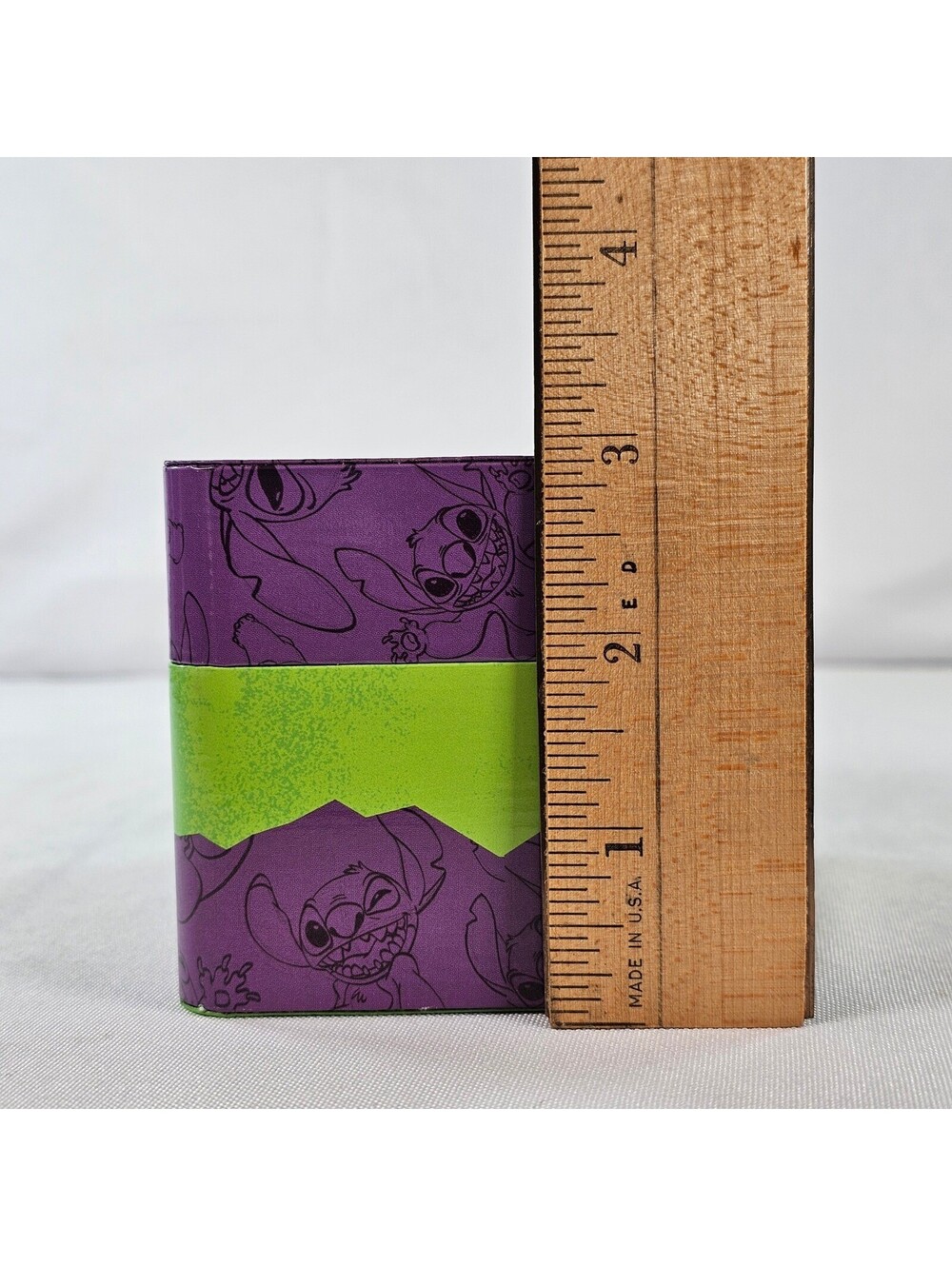 Disney Stitch Floral Dial Watch Black Faux Leather Strap Collectible Tin NEW - Picture 6 of 12